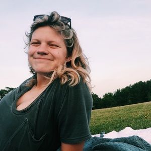 Meet your Posher, Zoe